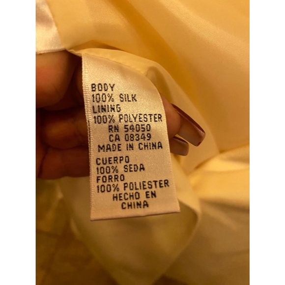 Nwot RENA ROWAN BUTTER YELLOW 2 PIECE SKIRT SUIT. JACKET AND SKIRT 2 DIFF SIZES - Picture 4 of 7